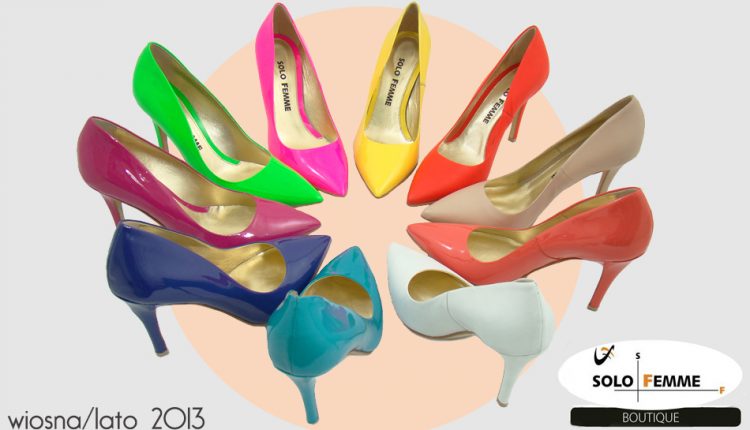 kolorowe szpilki solo femme
