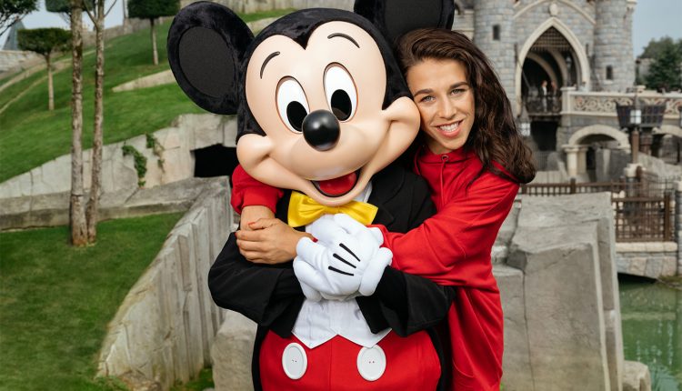 limitowana kolekcja Mickey Mouse House ubrania z myszką miki